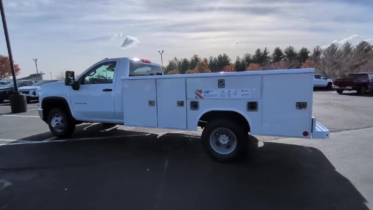 New 2025 Summit White Chevrolet Work Truck image 38