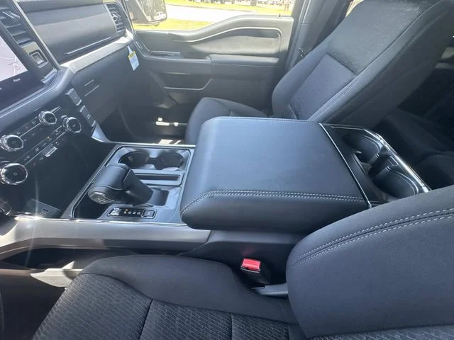 New 2026 Agate Black Metallic Ford XLT image 44