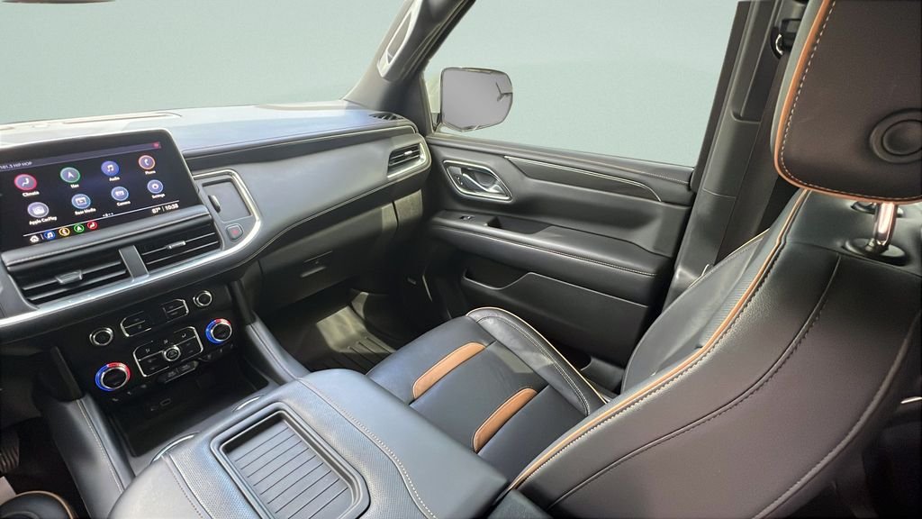 Used 2021 White GMC AT4 image 13
