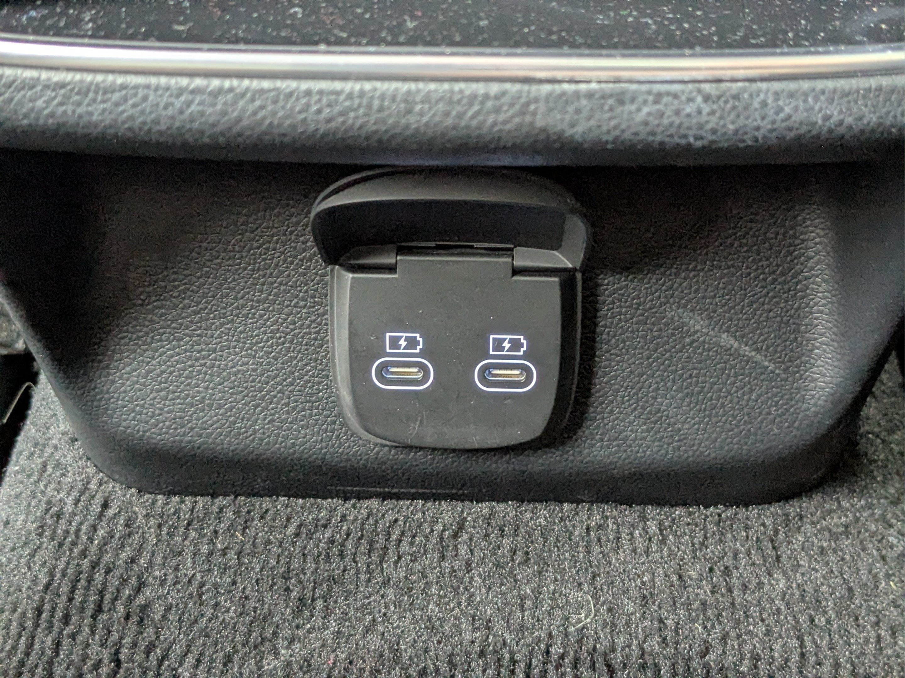 2026 GENESIS GV70 Standard - Photo 13