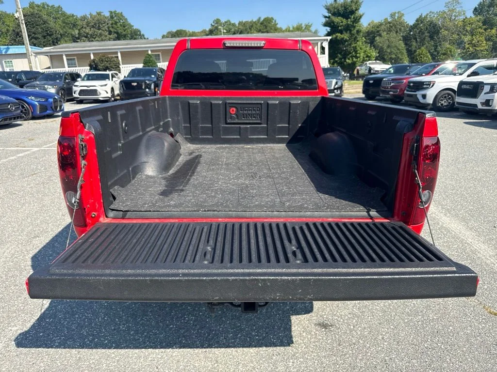 Used 2007 Red Chevrolet LS image 18