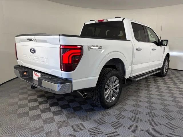 Used 2024 White Ford Lariat image 7
