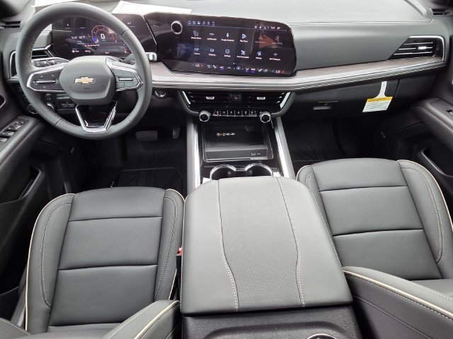 2026 Chevrolet Suburban Premier - Photo 9