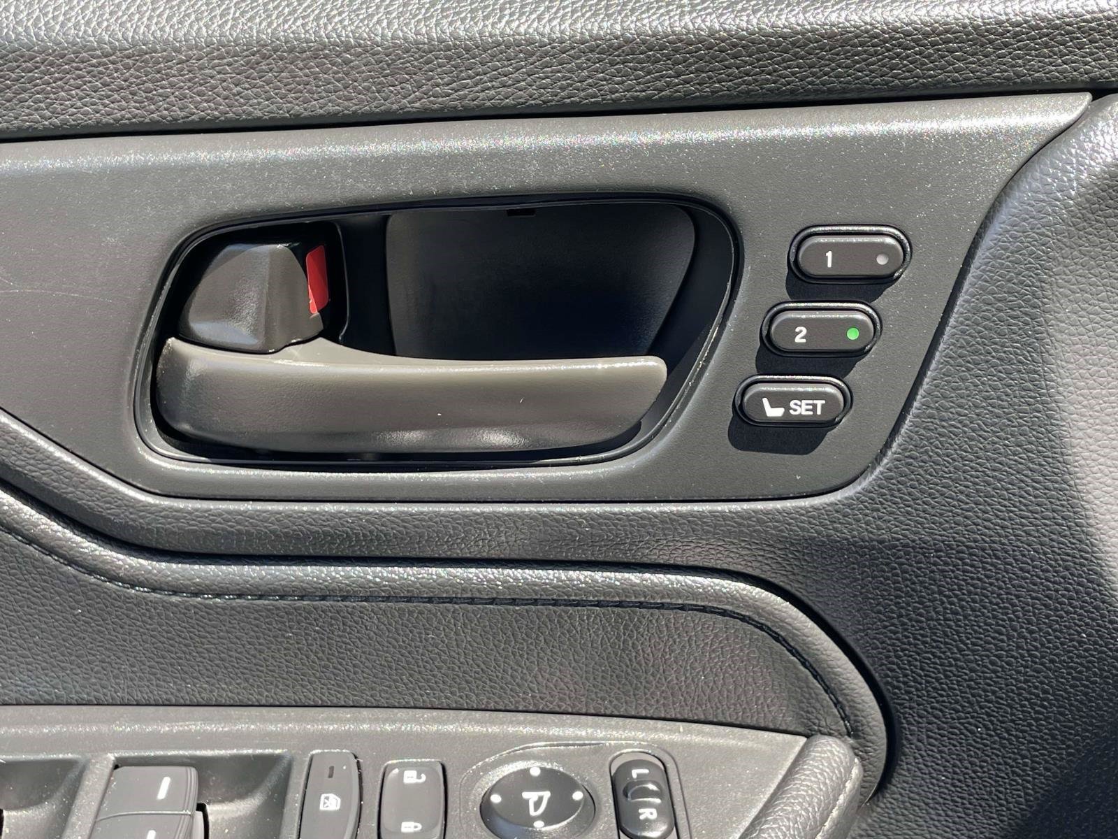 2025 Honda Odyssey Sport L - Photo 20