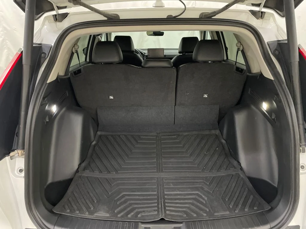 Used 2024  Honda EX-L image 7