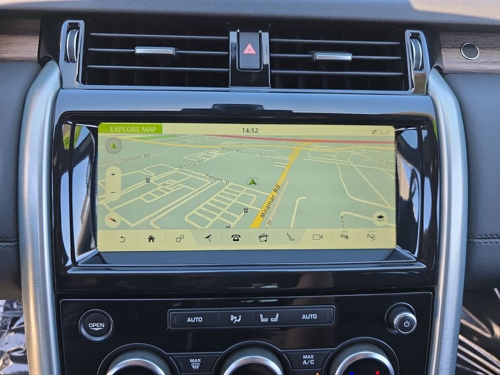 Used 2020 Gray Land Rover HSE image 27