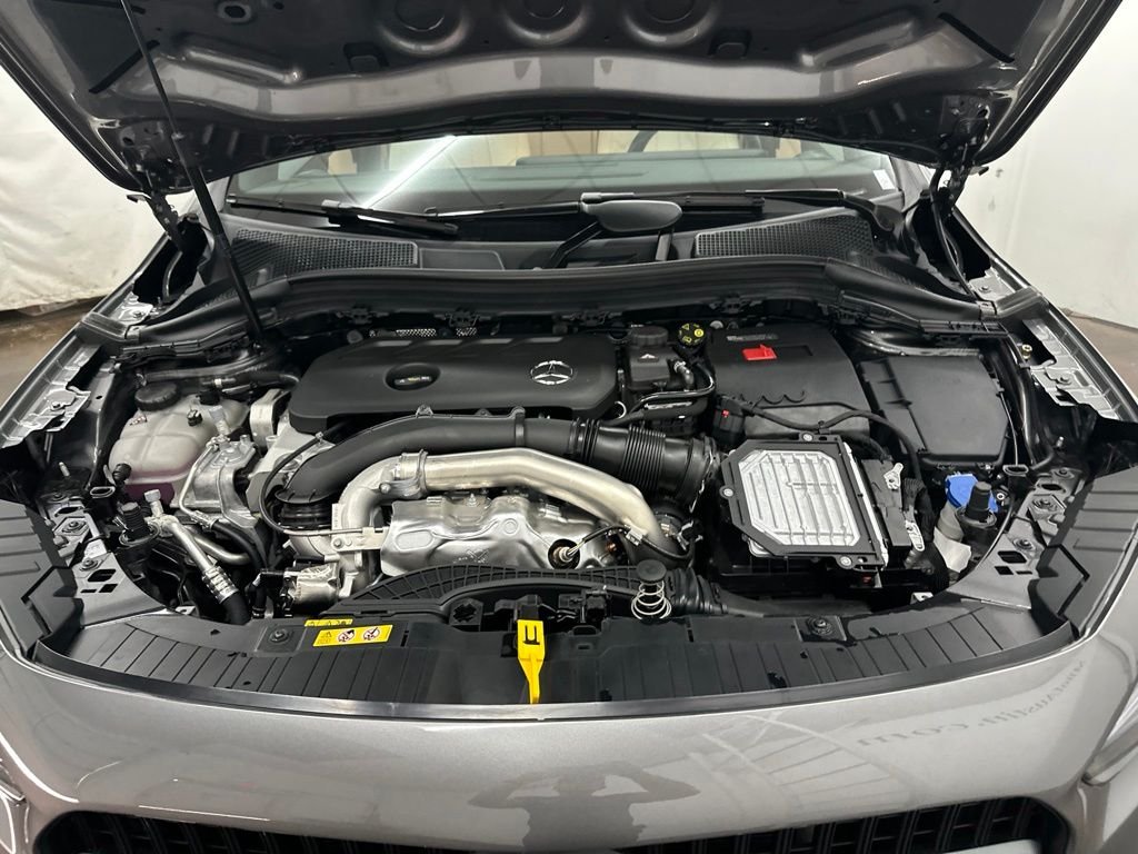New 2026 Mountain Grey Metallic Mercedes-Benz GLA 250 image 12