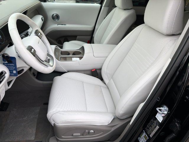 New 2026 Black Hyundai Limited AWD image 58