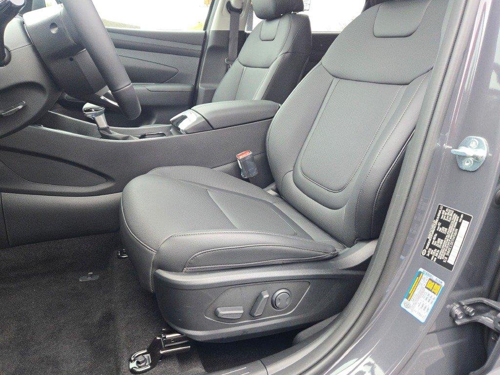 Used 2026 Ecotronic Gray Hyundai SEL Premium image 21
