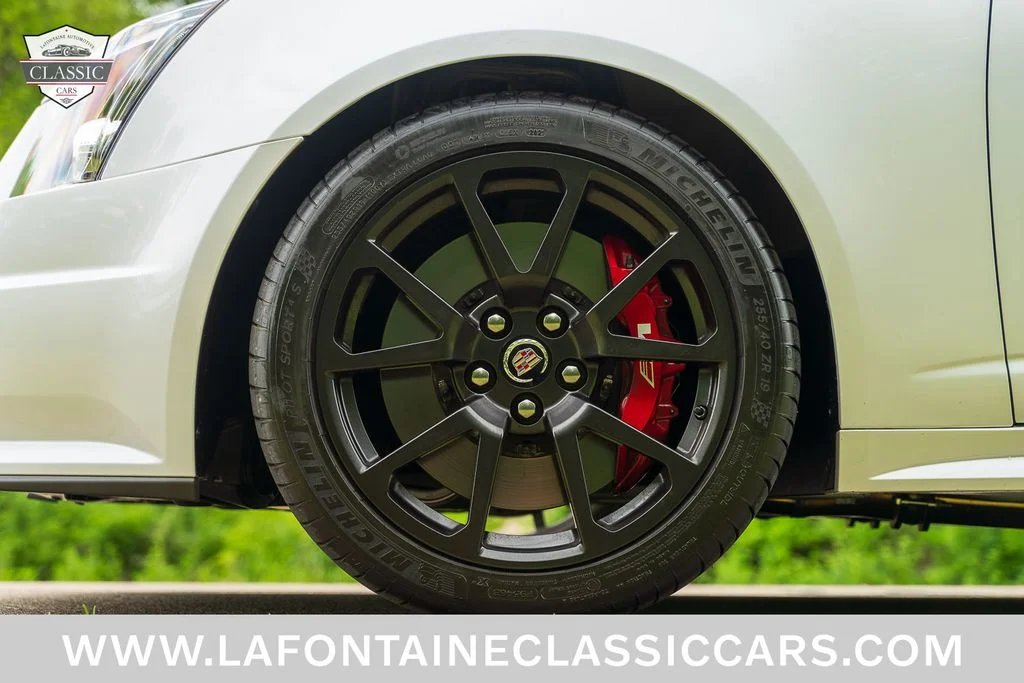 Used 2015 White Cadillac Base image 26