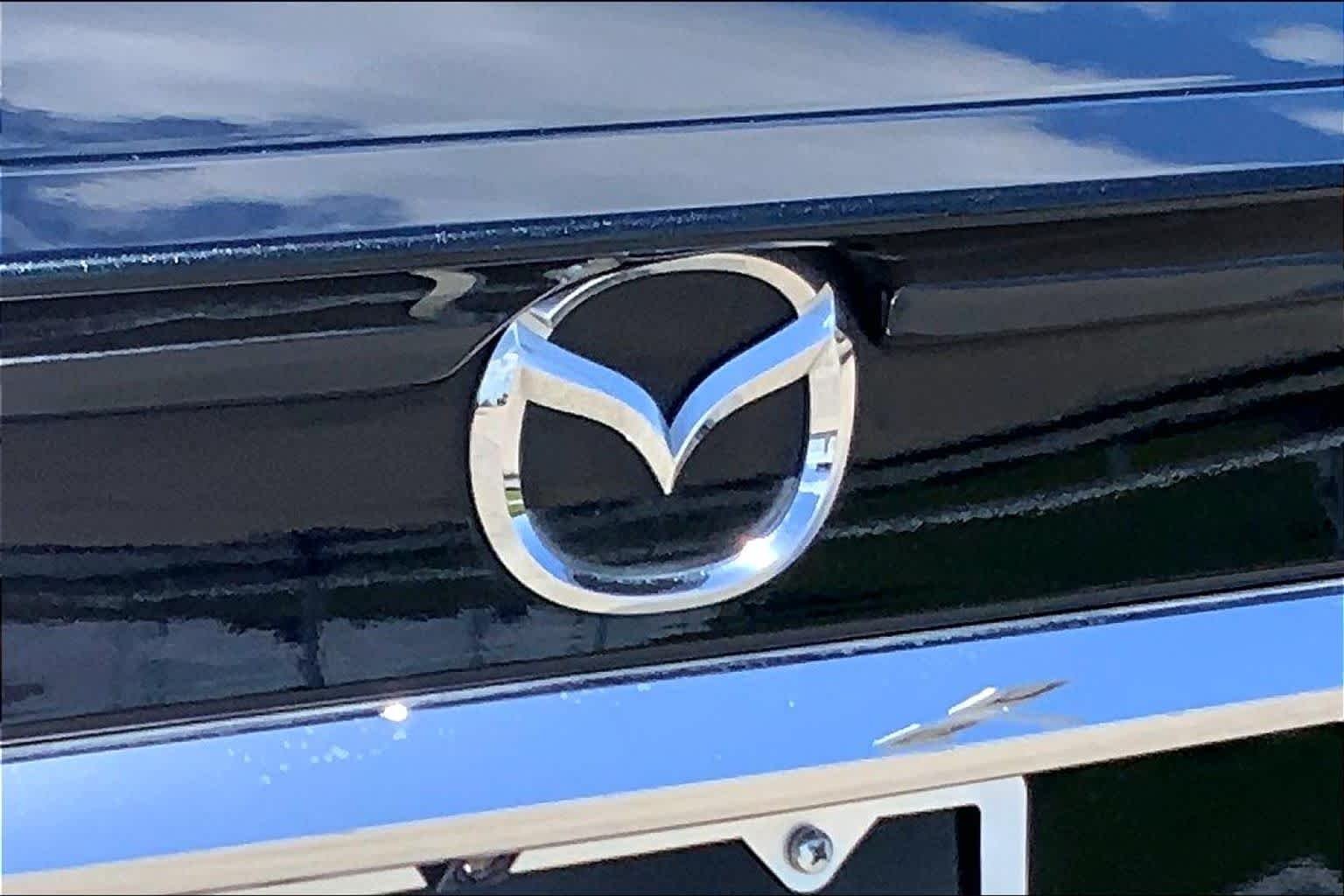 Used 2020 Jet Black Mica Mazda Grand Touring Reserve image 10