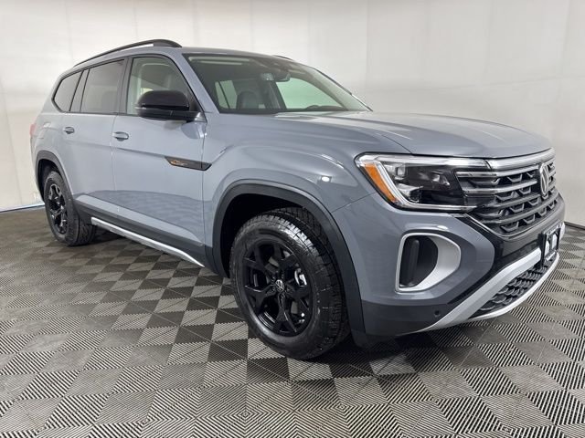 2026 Volkswagen Atlas 2.0T Atlas Peak Edition 4MOTION's photo