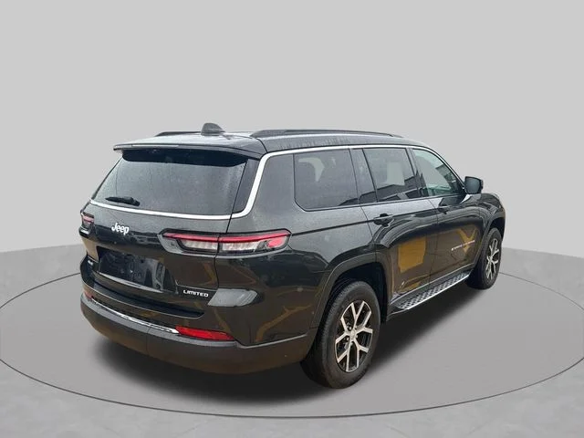 Used 2024 Gray Jeep Limited image 9
