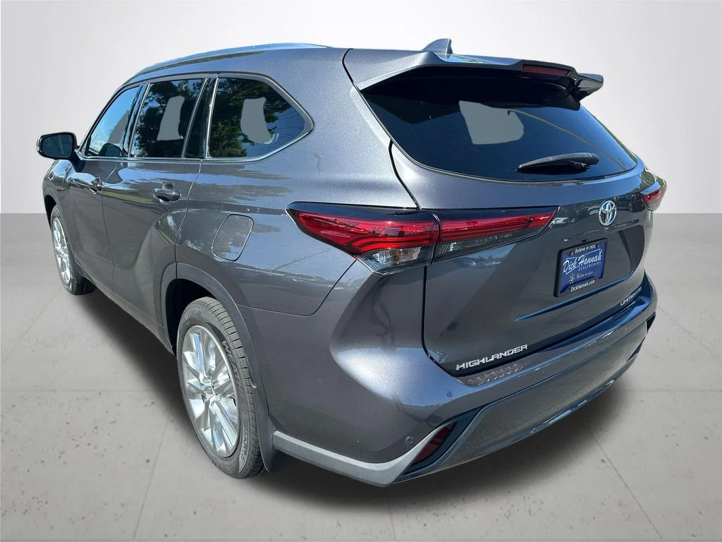 Used 2023 Gray Toyota Limited image 9