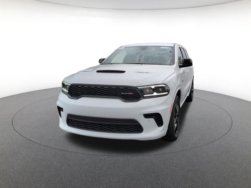 New 2026 White Knuckle Clear-Coat Exterior Paint Dodge GT image 2