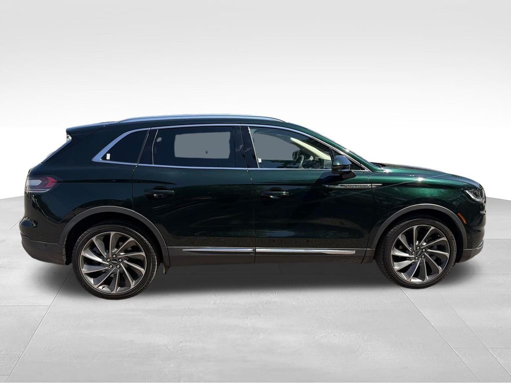 Used 2021 Green Lincoln Reserve image 6