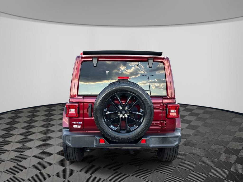 Used 2021  Jeep Unlimited Sahara 4xe image 6