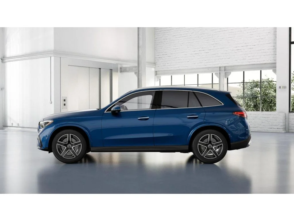 New 2027 Blue Mercedes-Benz GLC 300 image 34
