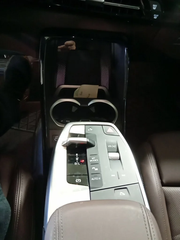 Used 2025 Blue Bay Lagoon Metallic BMW xDrive28i image 19