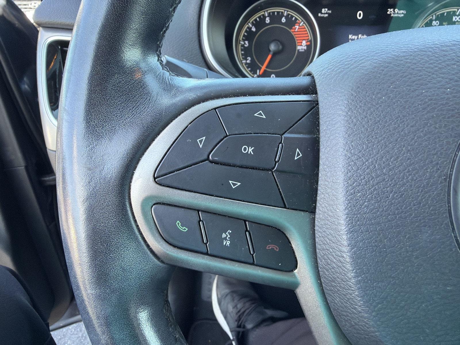 Used 2020 Slate Blue Pearlcoat Jeep Limited image 19