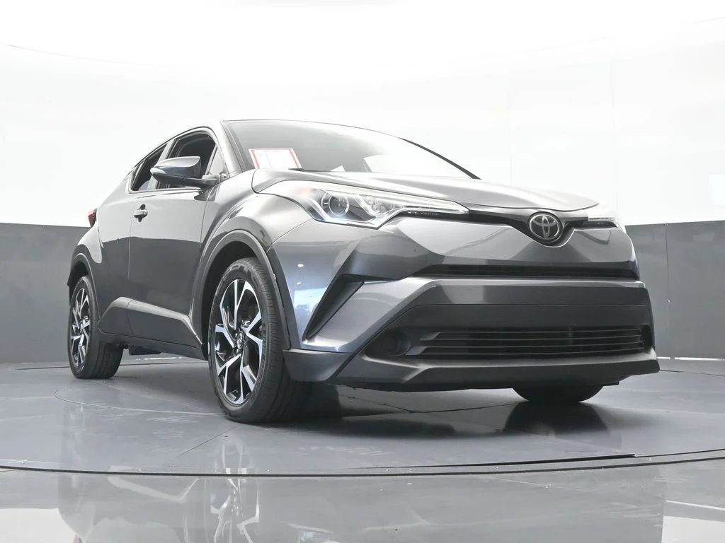 Used 2019 Magnetic Gray Metallic Toyota XLE image 54