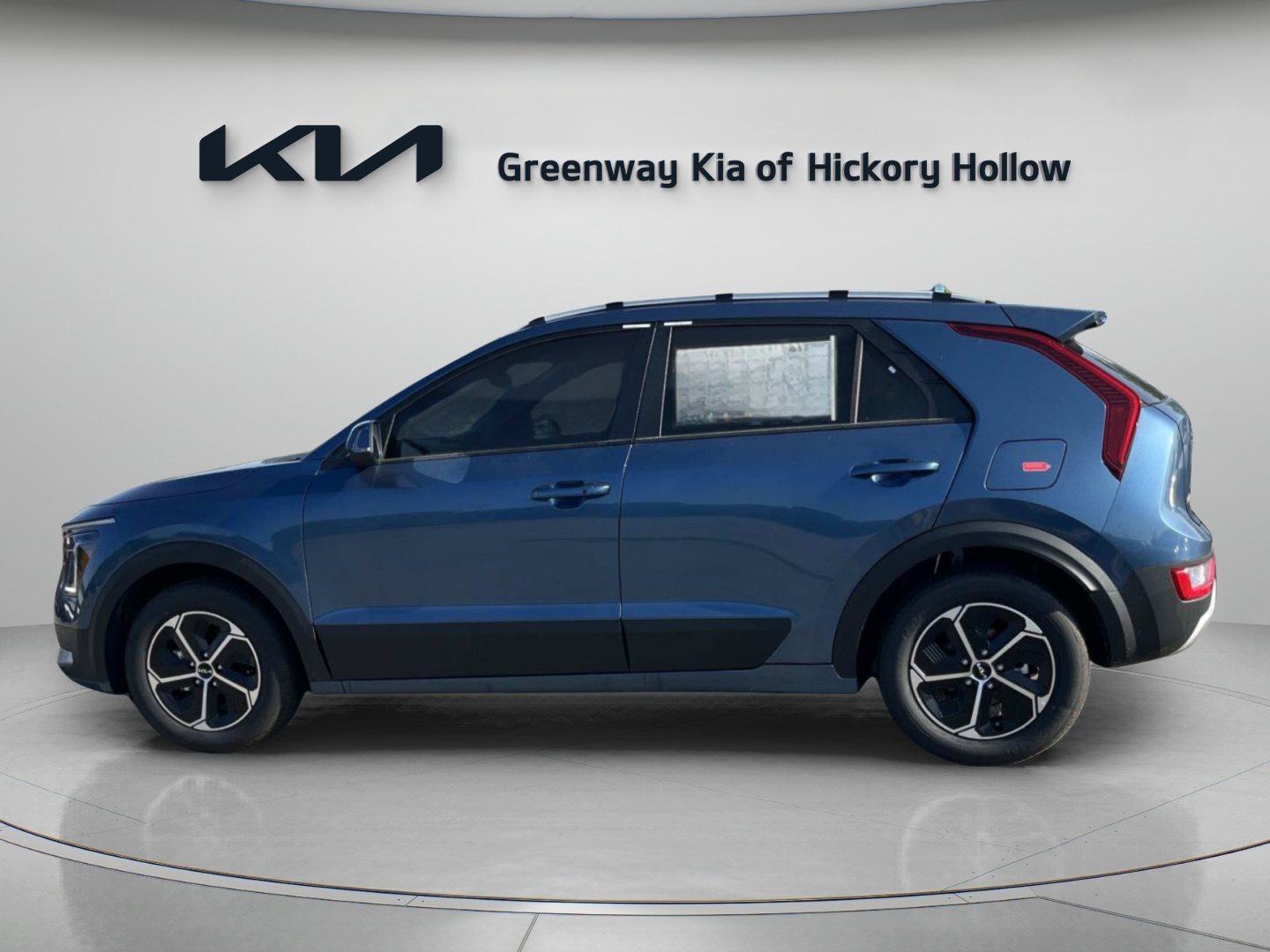 New 2026 Mineral Blue Kia EX image 4