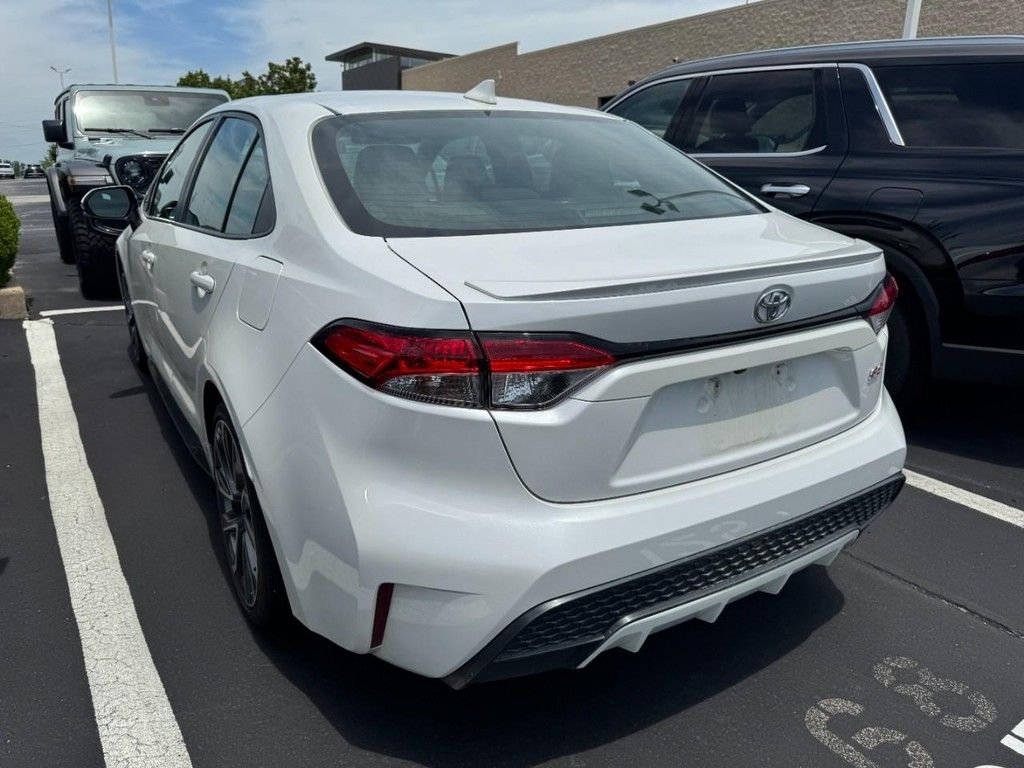 Used 2021 White Toyota SE image 4