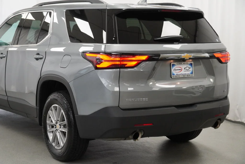 Used 2023 STERLING GRAY METALLIC Chevrolet LT Cloth image 28