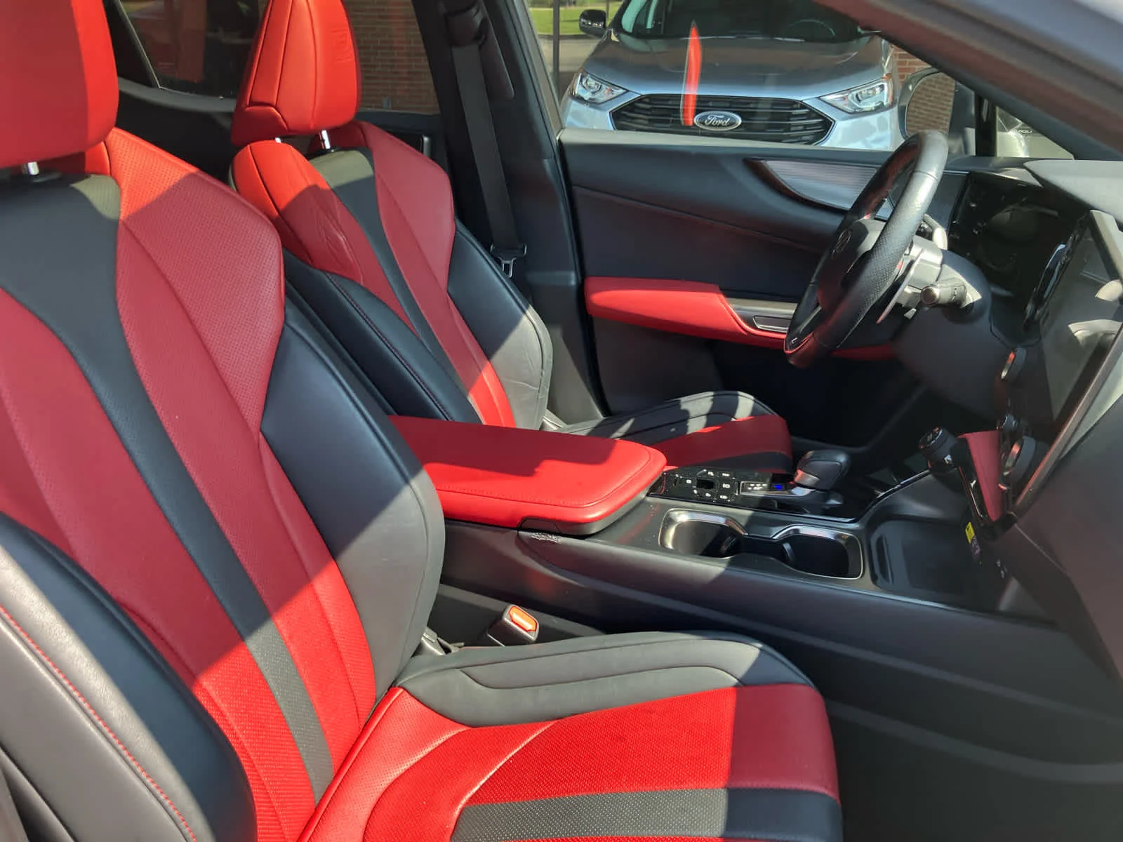 Used 2022 Ultra White Lexus F SPORT Handling image 32