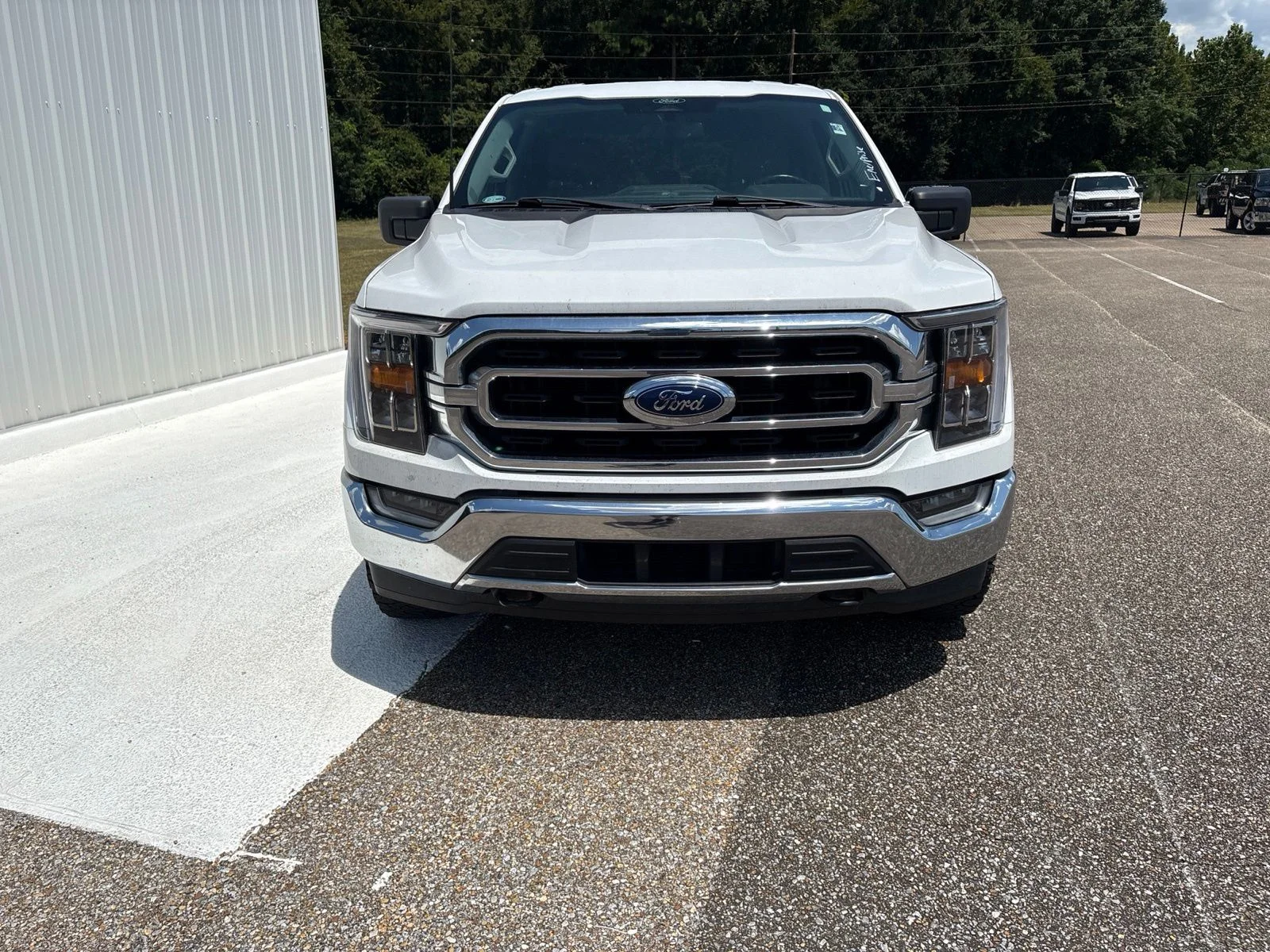 Used 2022 White Ford XLT image 2