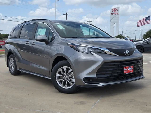 New 2026  Toyota LE image 1