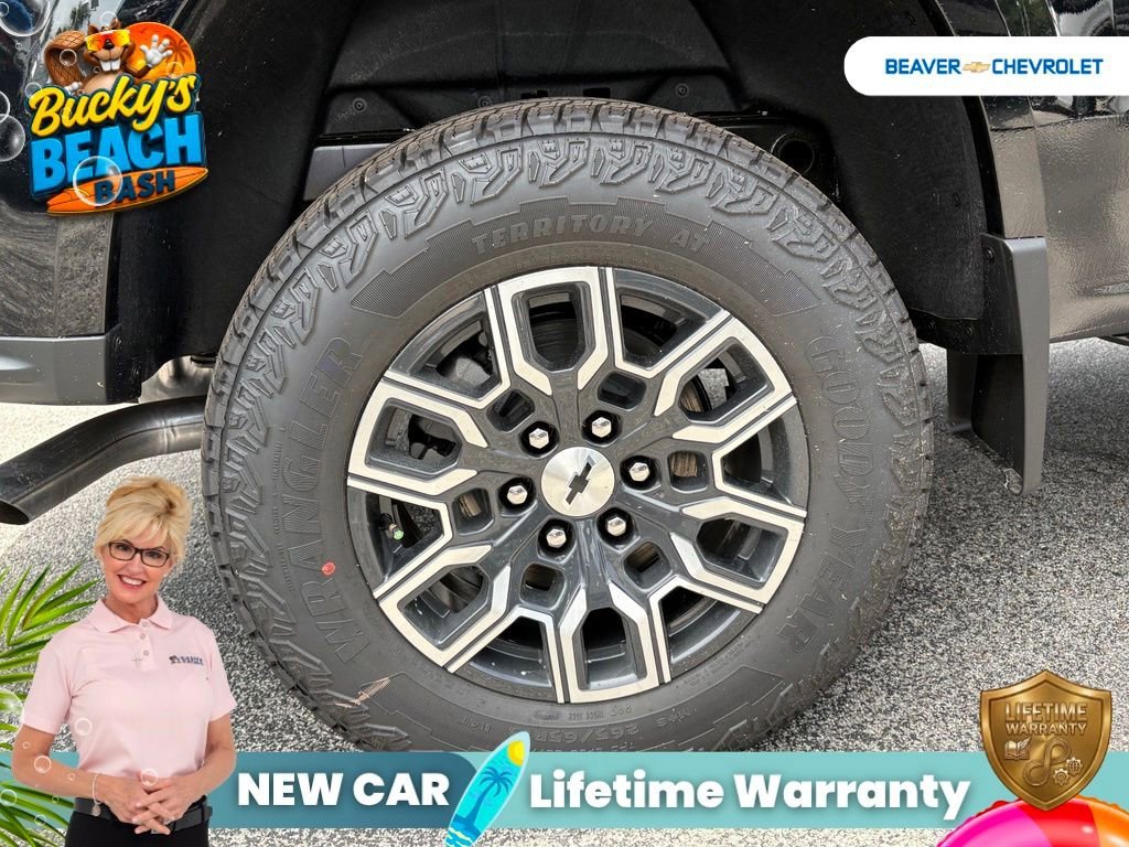 New 2026 Black Chevrolet Z71 image 10