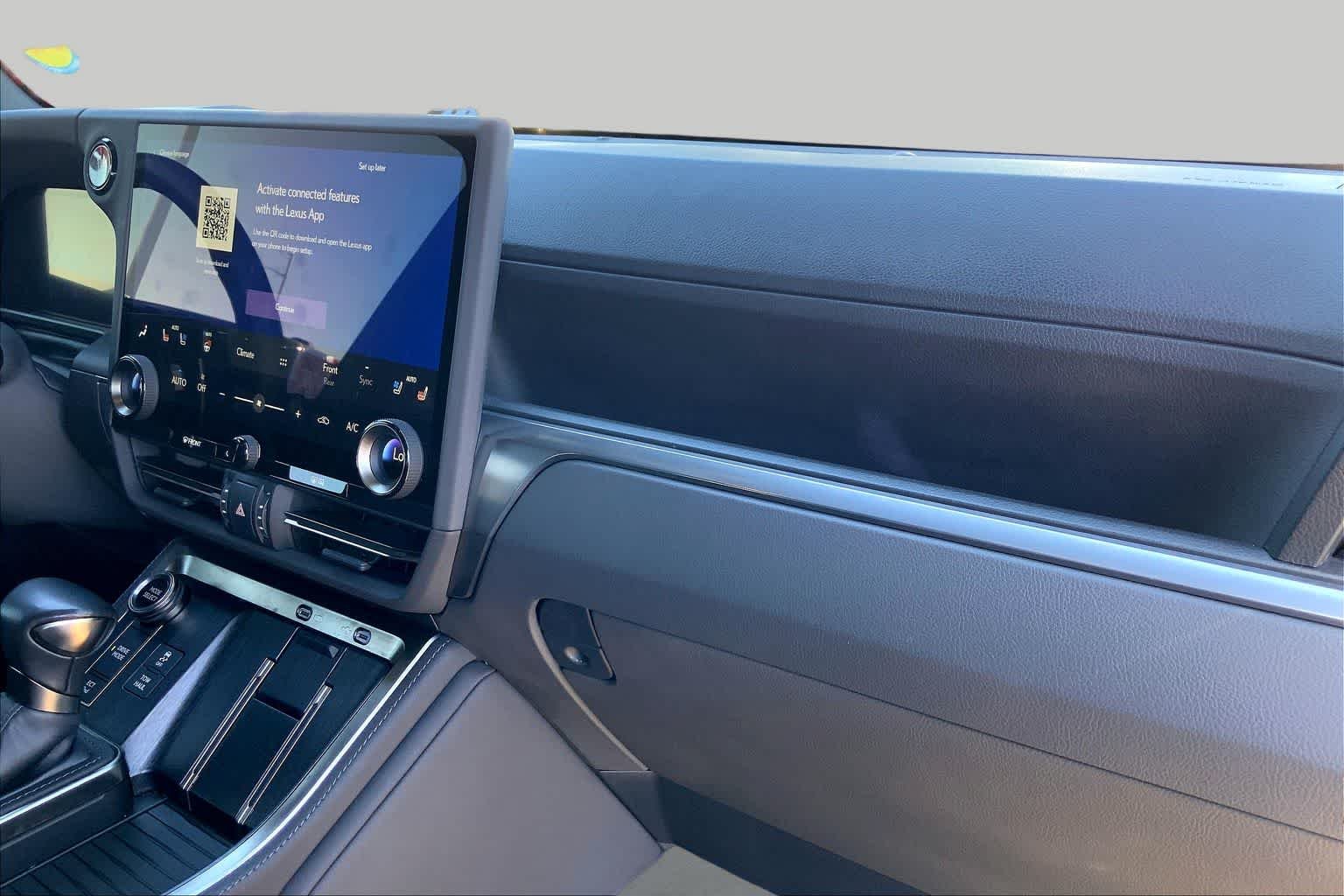 Used 2024 Incognito Lexus Luxury+ image 18