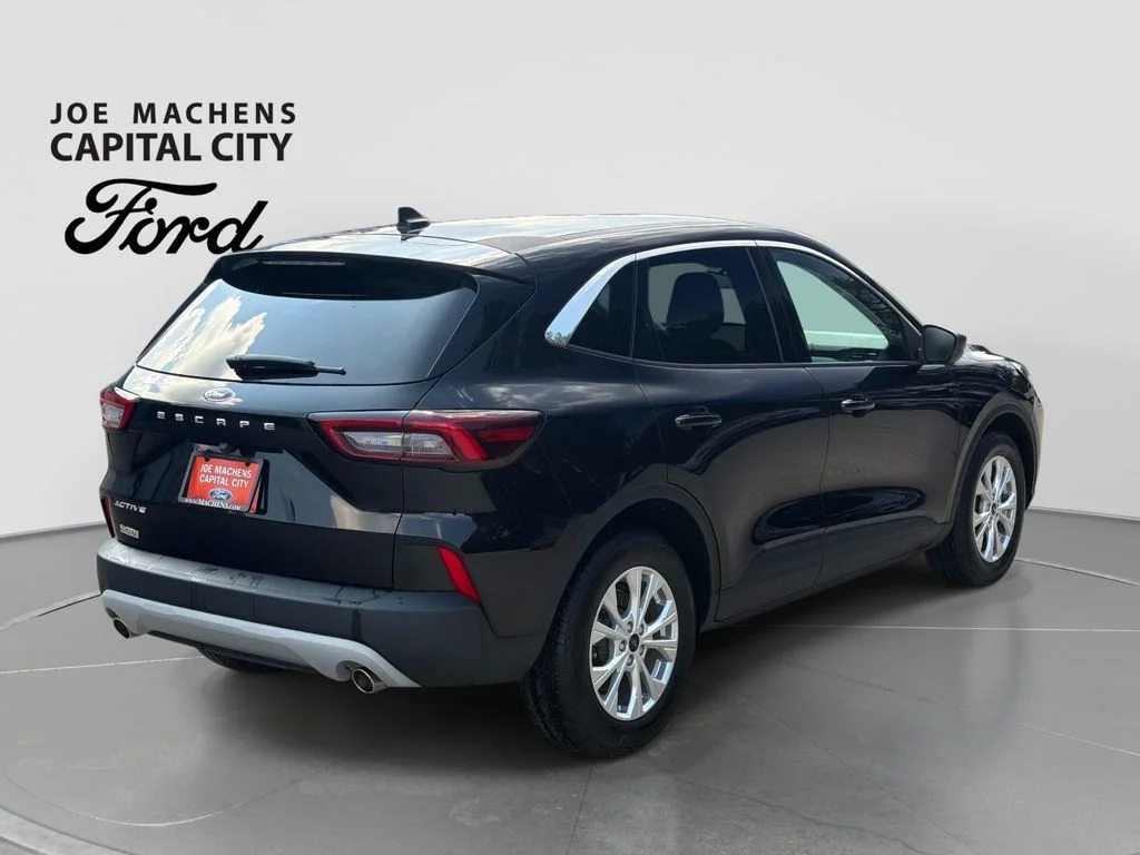 Used 2023 Black Ford Active image 5