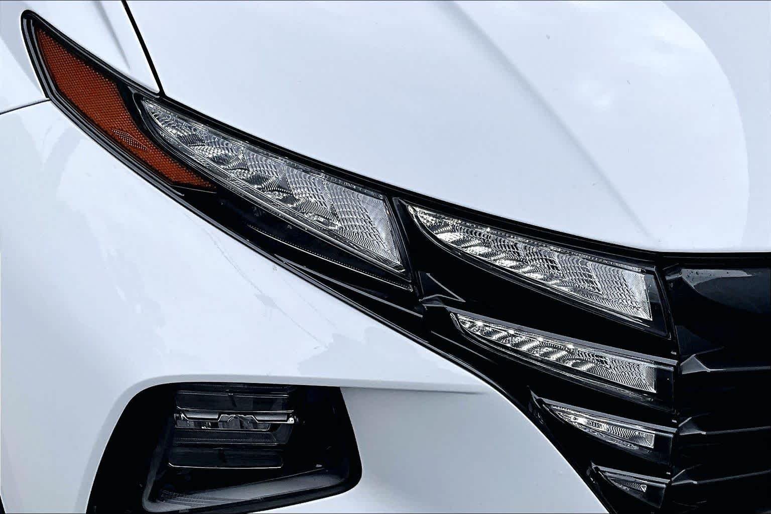 Used 2023 Serenity White Pearl Hyundai SEL image 54