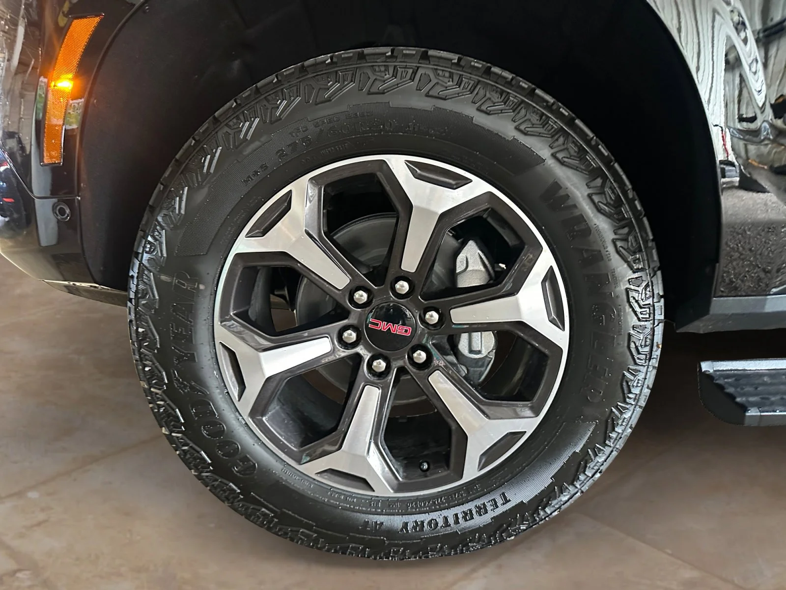 New 2026 Onyx Black GMC AT4 Ultimate image 31