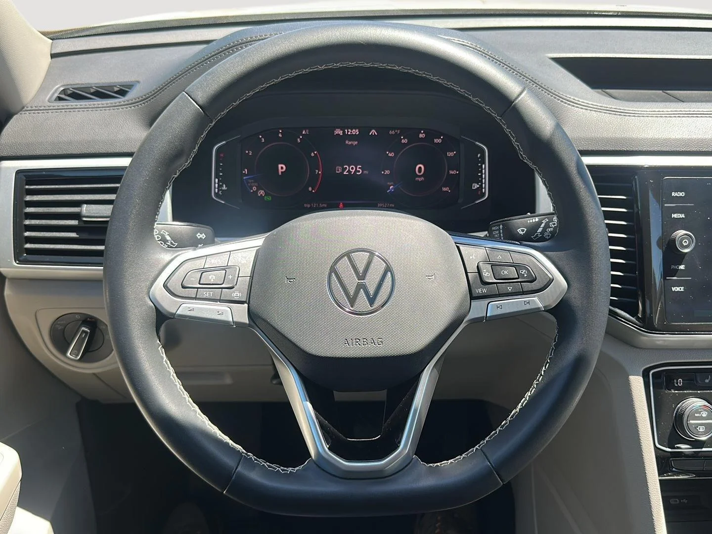 Certified Used 2023 Pure White Volkswagen 3.6L V6 SE w/Technology image 30