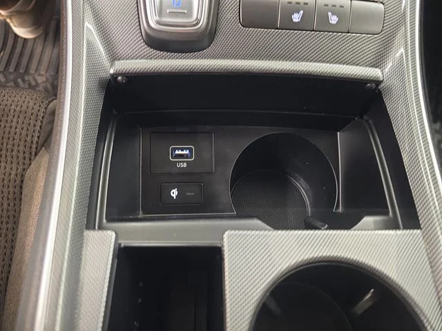 Used 2022 Quartz White Hyundai Blue image 26