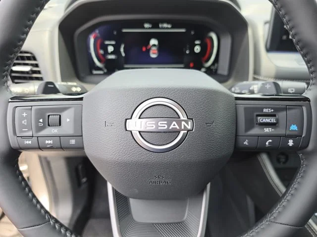 Used 2025 Gold Nissan Platinum image 46