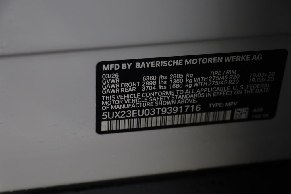 New 2026 Mineral White Metallic BMW xDrive40i image 25