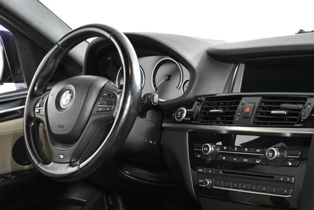 Used 2015 Black BMW xDrive35i image 18