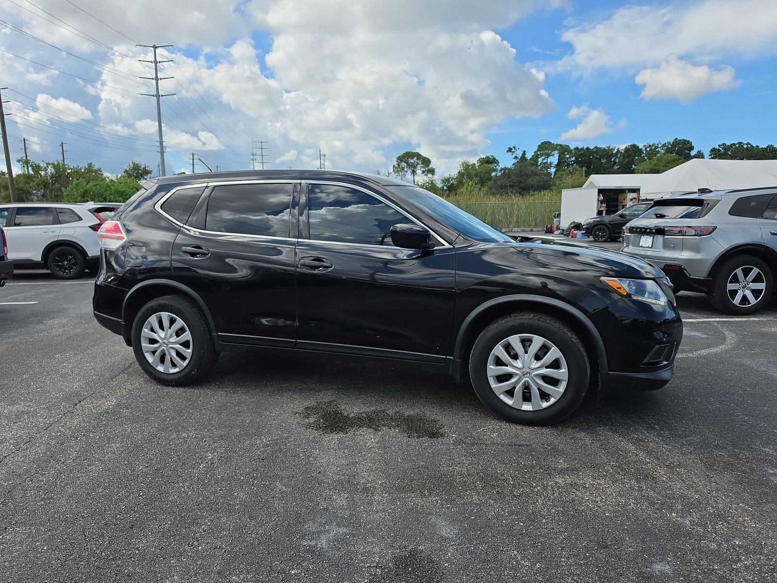 Used 2016 Nissan Rogue S with VIN JN8AT2MT5GW009851 for sale in Port Richey, FL