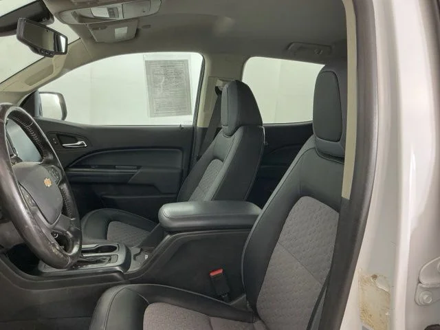 Used 2020 White Chevrolet Z71 image 13