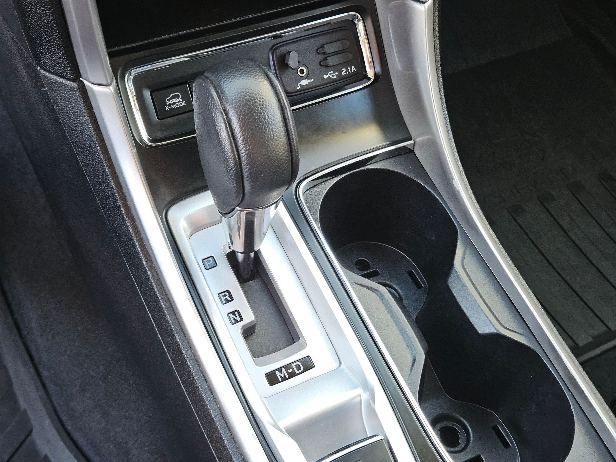 Used 2022 Magnetite Gray Metallic Subaru Premium image 25
