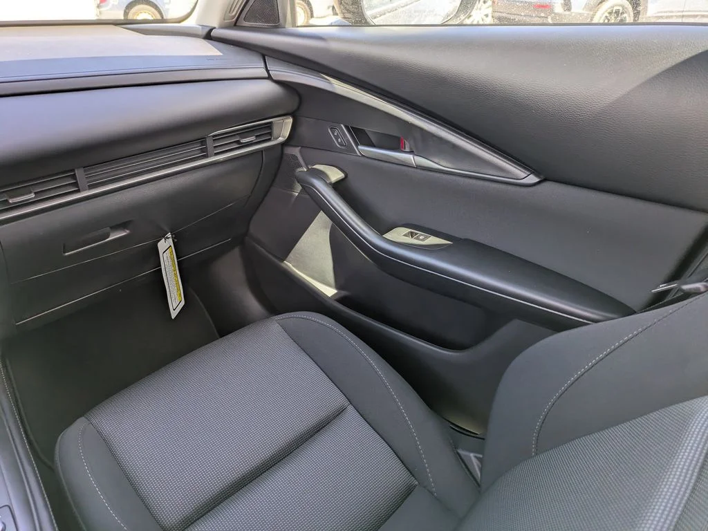 2026 Mazda CX-30 S - Photo 17