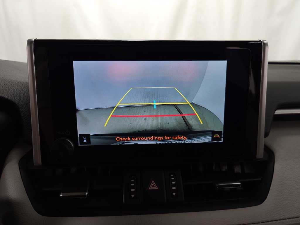 Used 2025 Black Toyota XLE Premium image 27