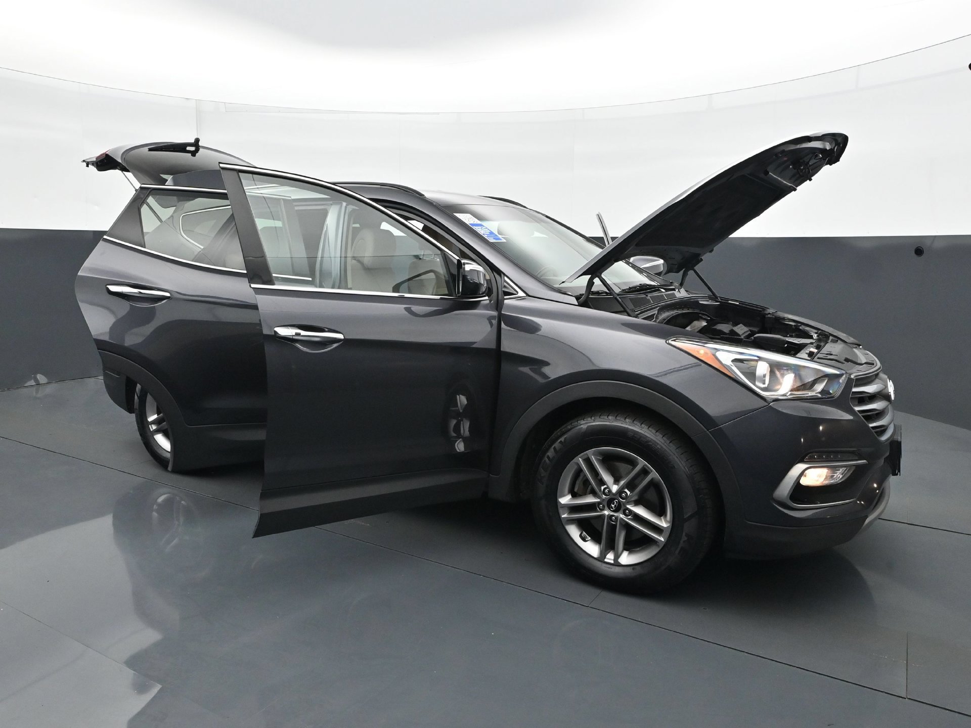 Certified Used 2018 Platinum Graphite Hyundai 2.4L Auto image 37