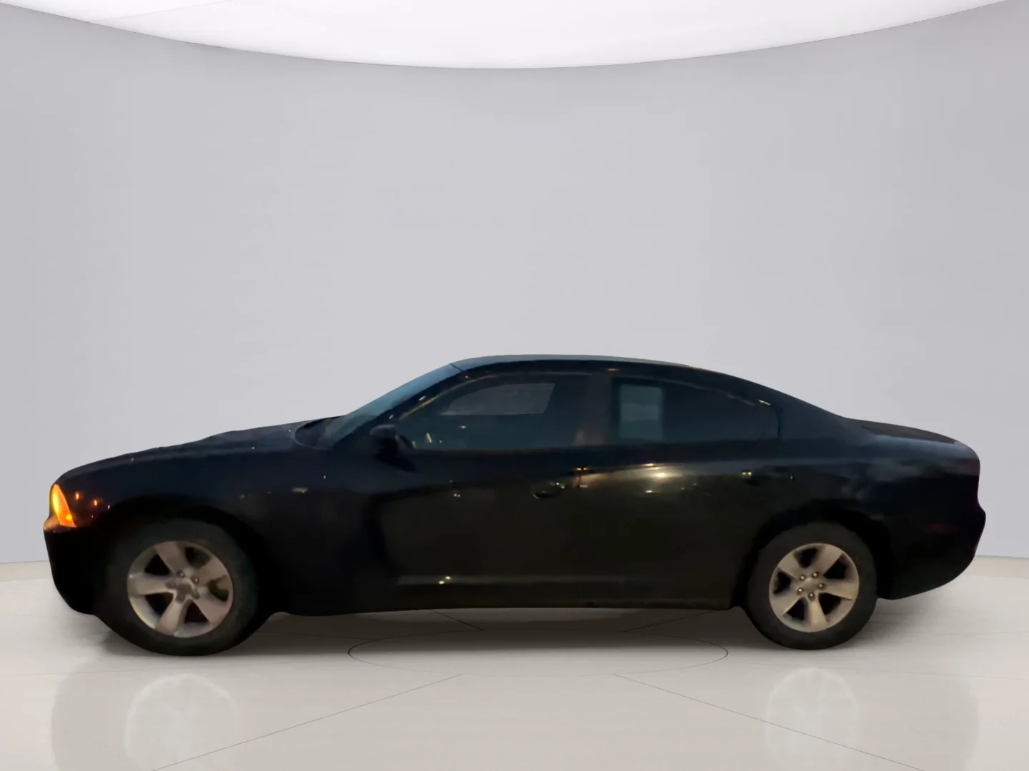 Used 2014 Black Dodge SE image 5