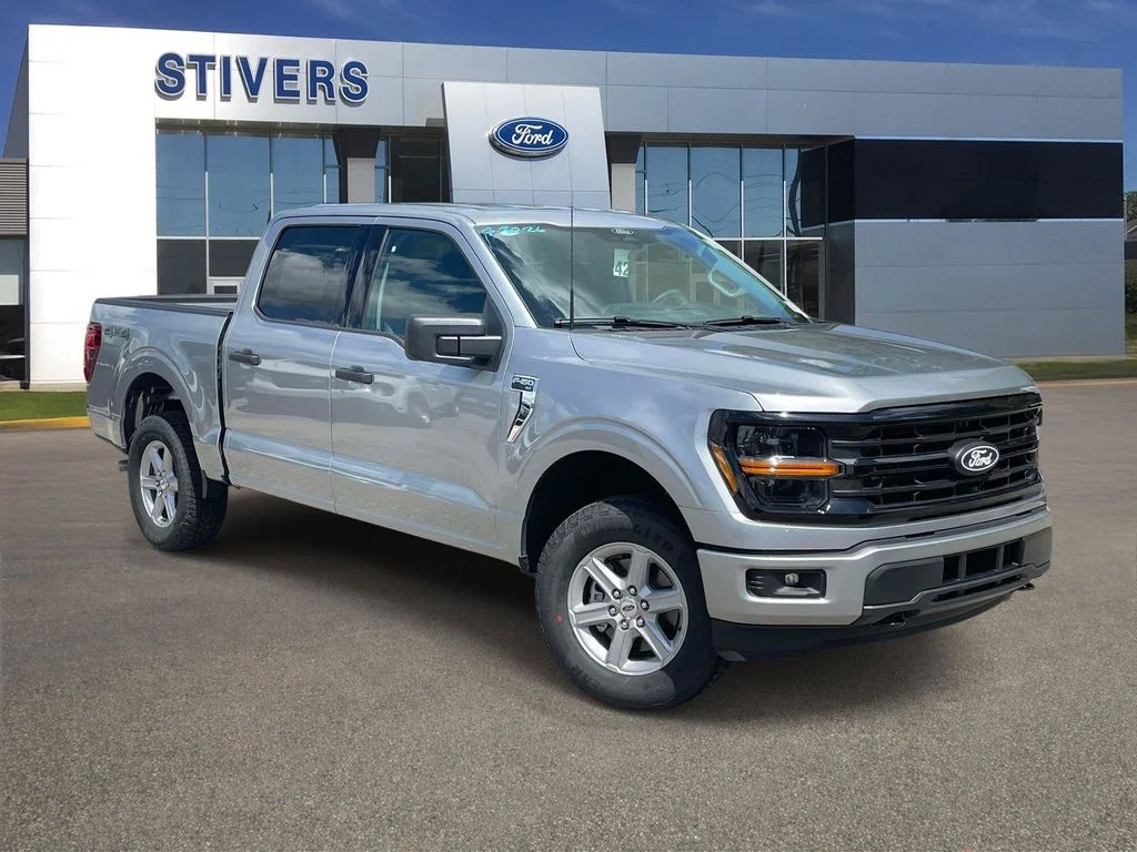 New 2026 Silver Ford XLT image 1