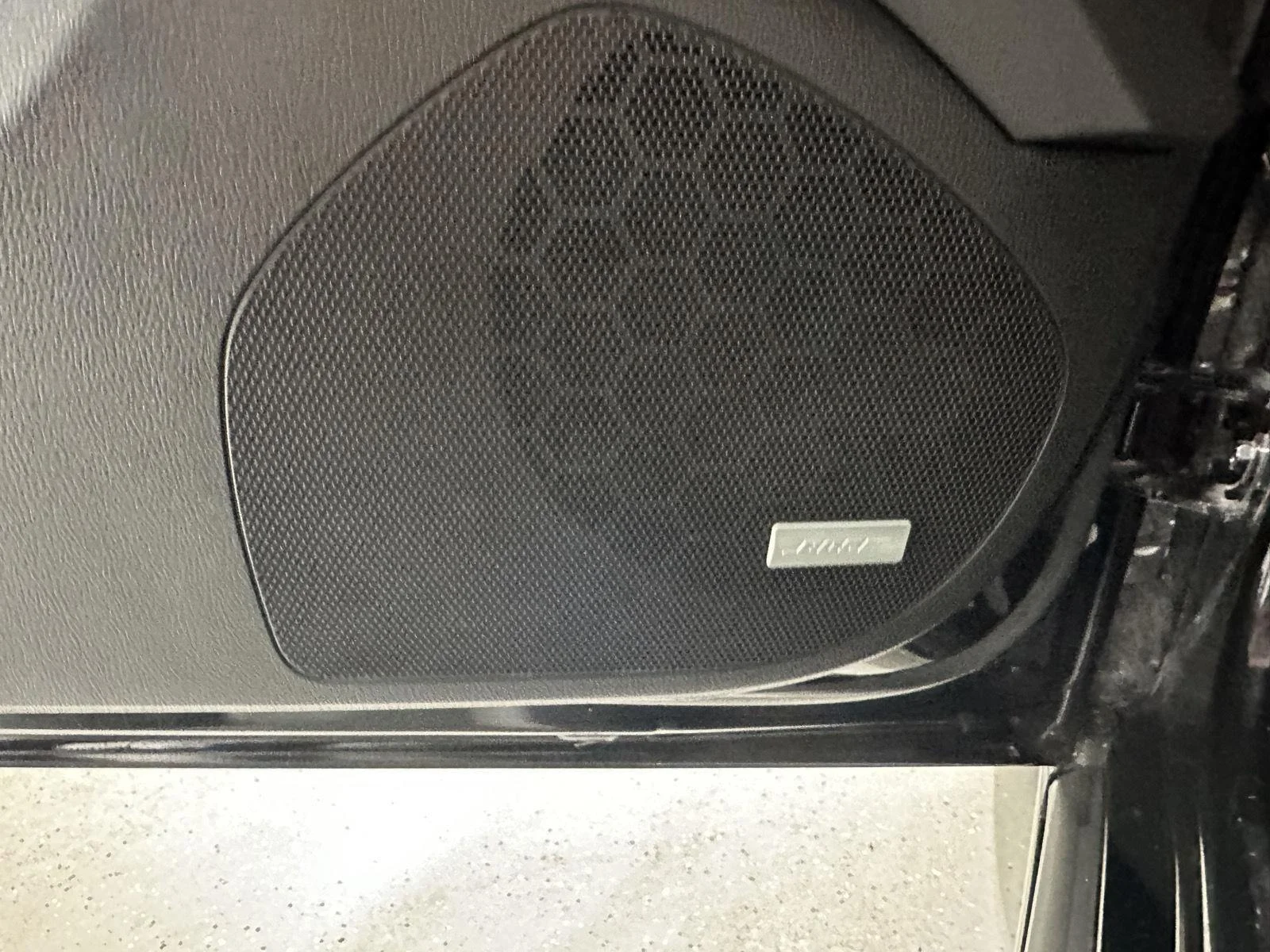 Used 2015 BLACK DIAMOND TRICOAT Buick GS image 21